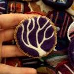 Felt brooch, purple tree pi..